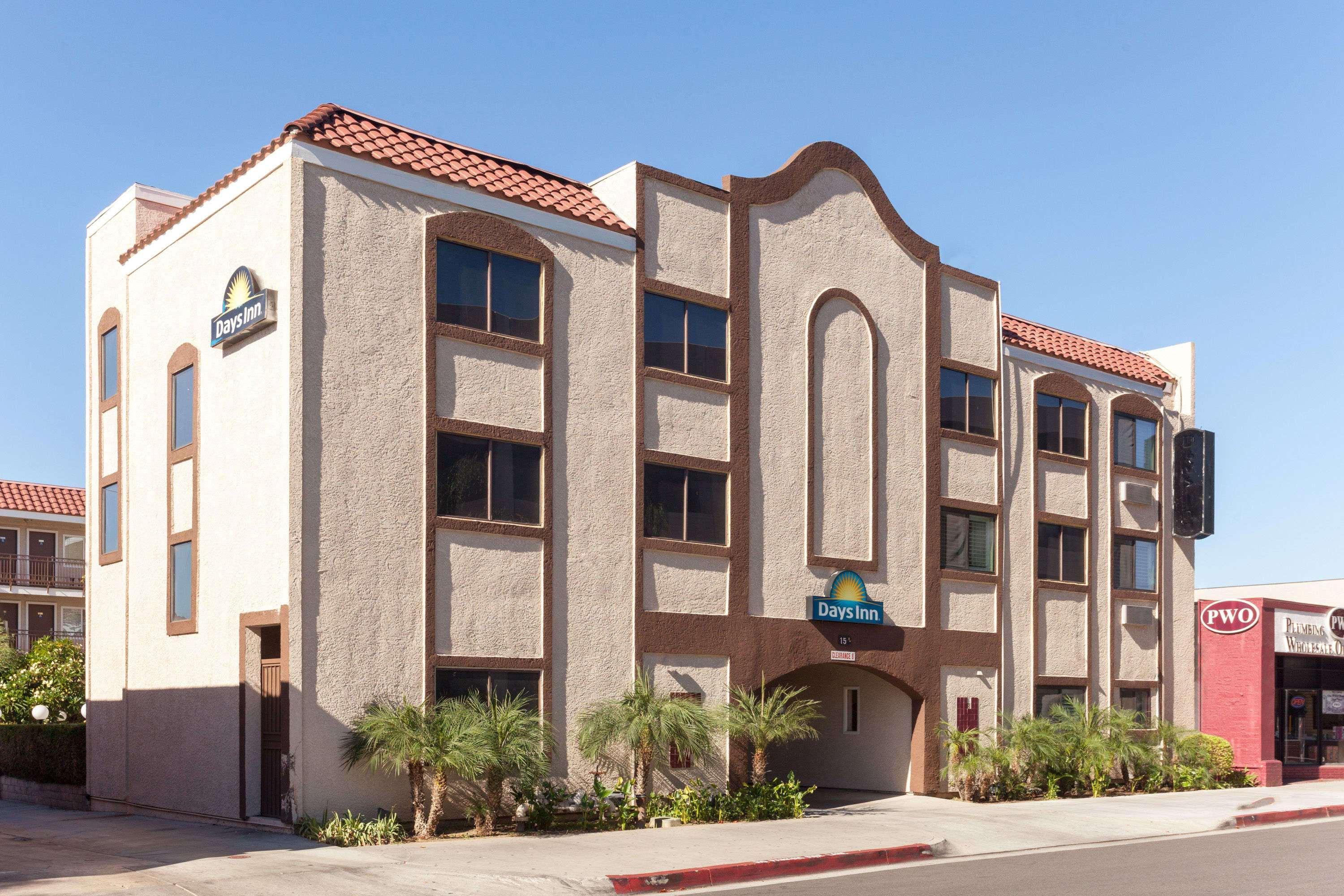 Days Inn By Wyndham Alhambra Ca Екстериор снимка